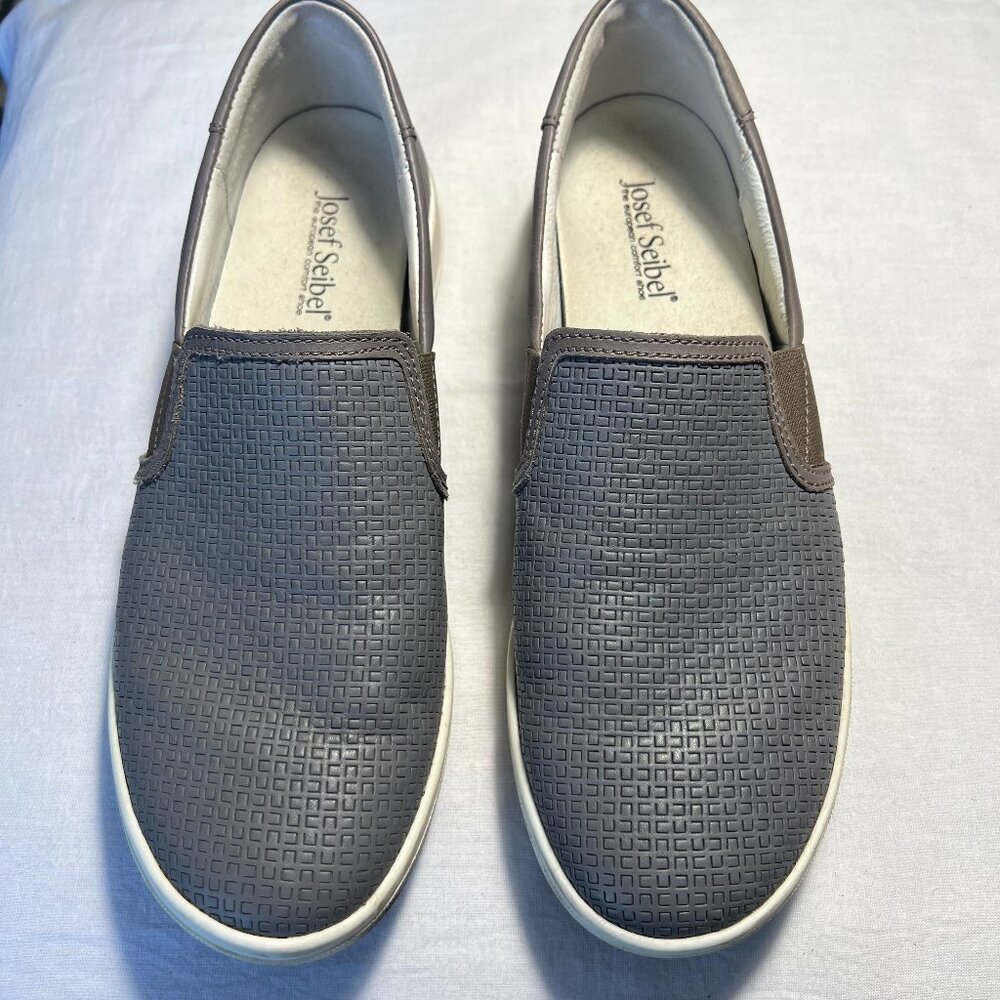 Josef Seibel European comfort slip on Men's 40 Gray lightweight arch support